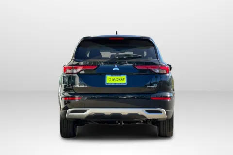 More photos of 2025 Mitsubishi Outlander PHEV SE at Mossy Mitsubishi, CA