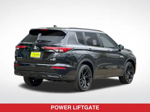 More photos of 2025 Mitsubishi Outlander PHEV SEL at Mossy Mitsubishi, CA