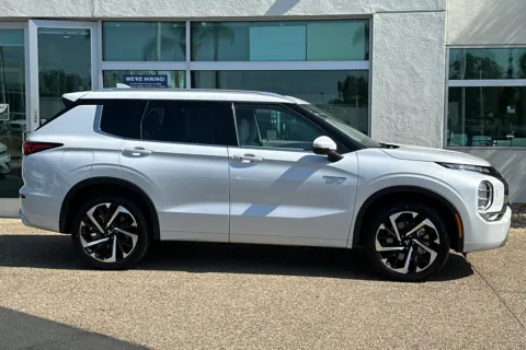 Another view of 2025 Mitsubishi Outlander PHEV SEL for sale in Escondido, CA at Mossy Mitsubishi