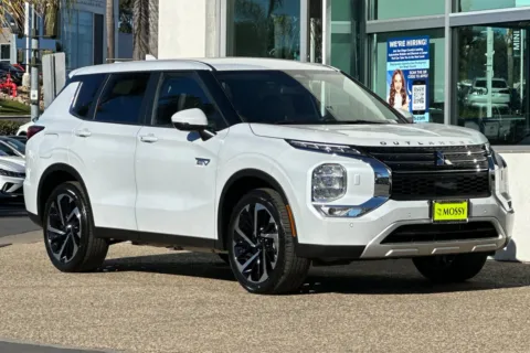 Photos of 2025 Mitsubishi Outlander PHEV SE for sale in Escondido, CA at Mossy Mitsubishi
