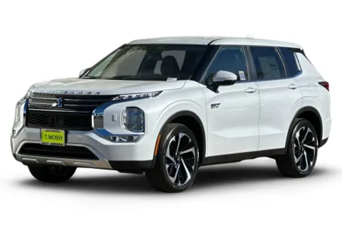 White 2025 Mitsubishi Outlander PHEV SE for sale in Escondido, CA