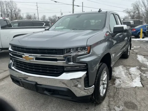 More photos of 2020 CHEVROLET SILVERADO 1500 LT at Mr. Care Auto, IN