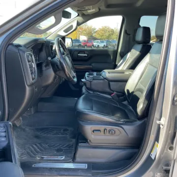 More photos of 2020 CHEVROLET SILVERADO 1500 LT at Mr. Care Auto, IN