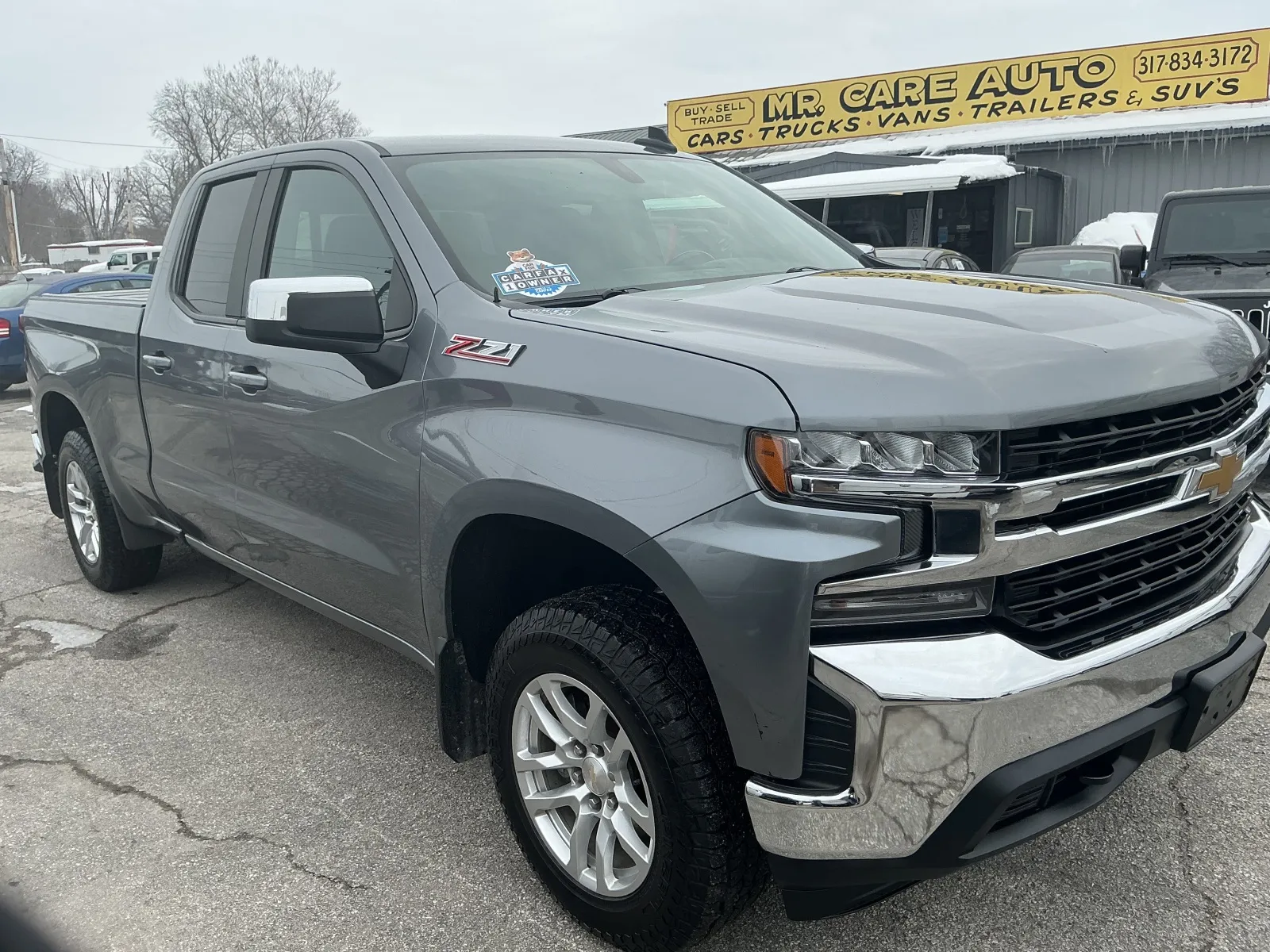 Gray 2020 CHEVROLET SILVERADO 1500 LT for sale in Camby, IN