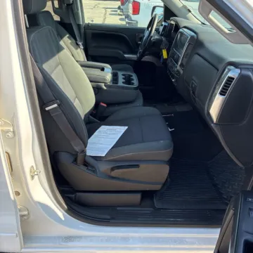 More photos of 2016 CHEVROLET SILVERADO 1500 LT at Mr. Care Auto, IN