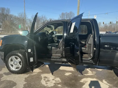 More photos of 2013 GMC SIERRA 2500 SLT at Mr. Care Auto, IN
