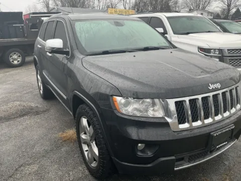 Photos of 2013 JEEP GRAND CHEROKEE OVERLAND for sale in Camby, IN at Mr. Care Auto