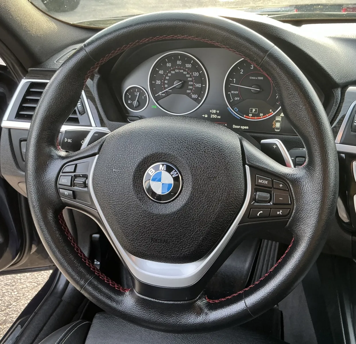 2016 BMW 3 Series 328i - Photo 37