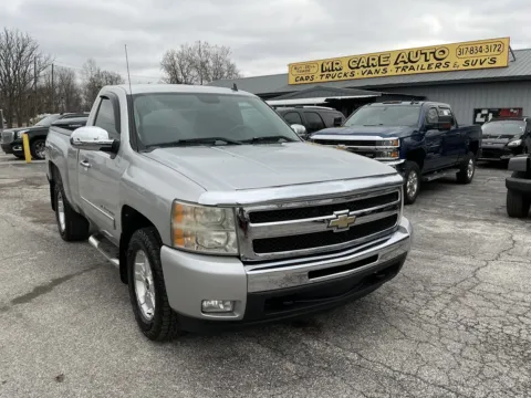 Silver 2011 CHEVROLET SILVERADO 1500 LT for sale in Camby, IN