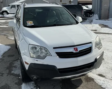 White 2008 SATURN VUE XE for sale in Camby, IN