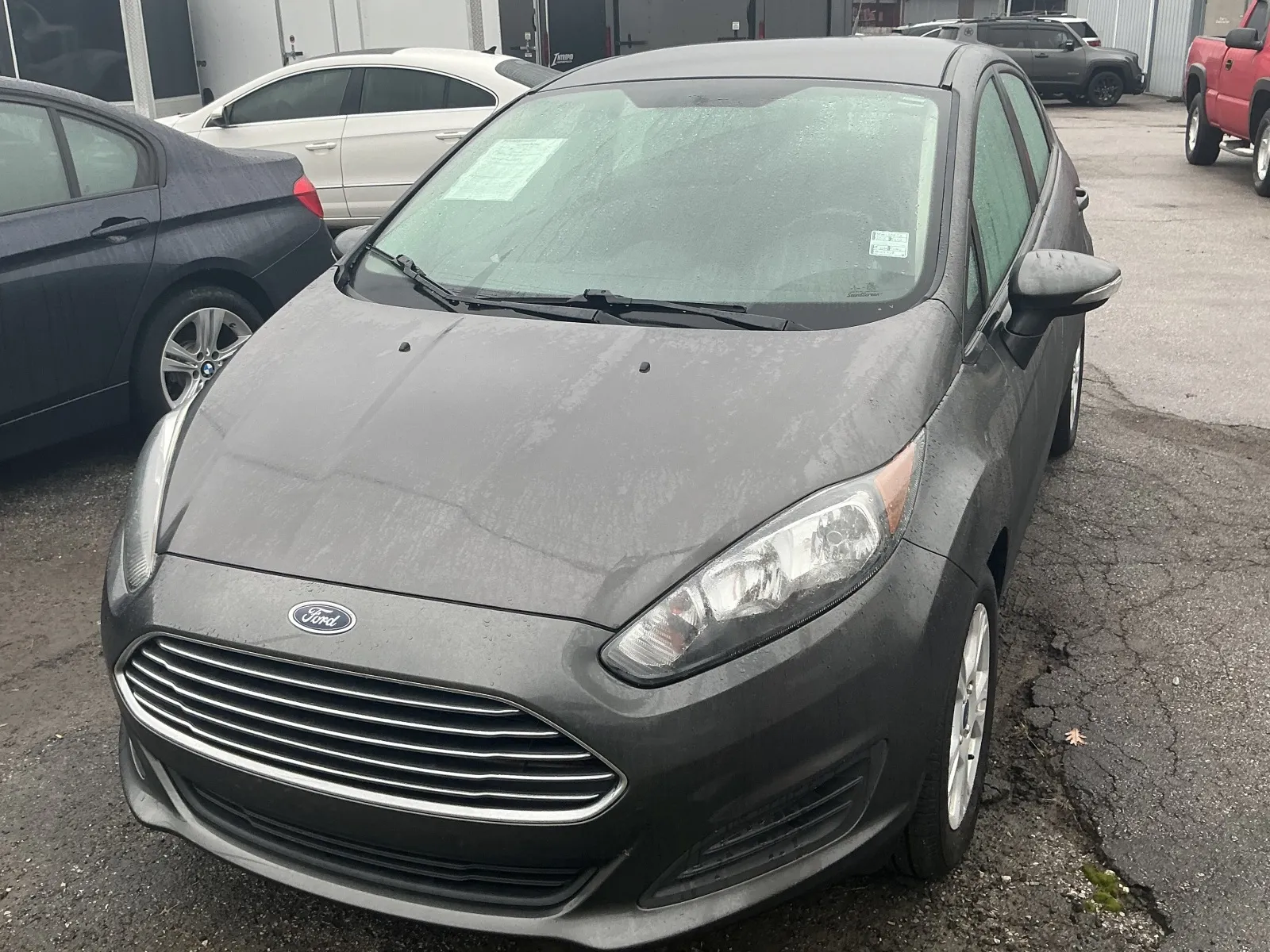 2015 Ford Fiesta SE's photo