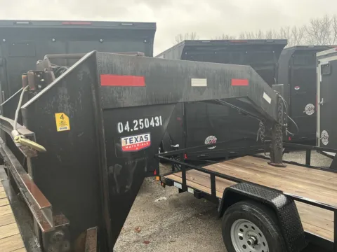 Unknown 2007 EAST GOOSENECK TRAILER for sale in Camby, IN