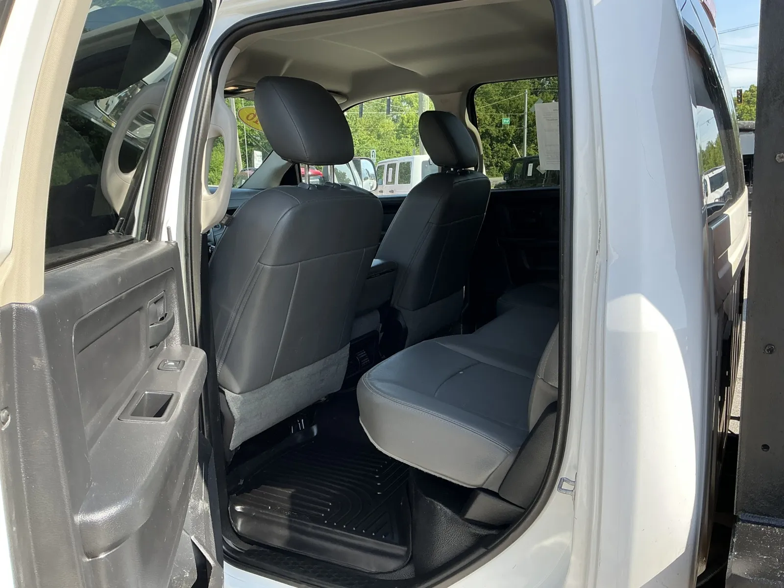 2016 RAM Ram 2500 Pickup Tradesman - Photo 34