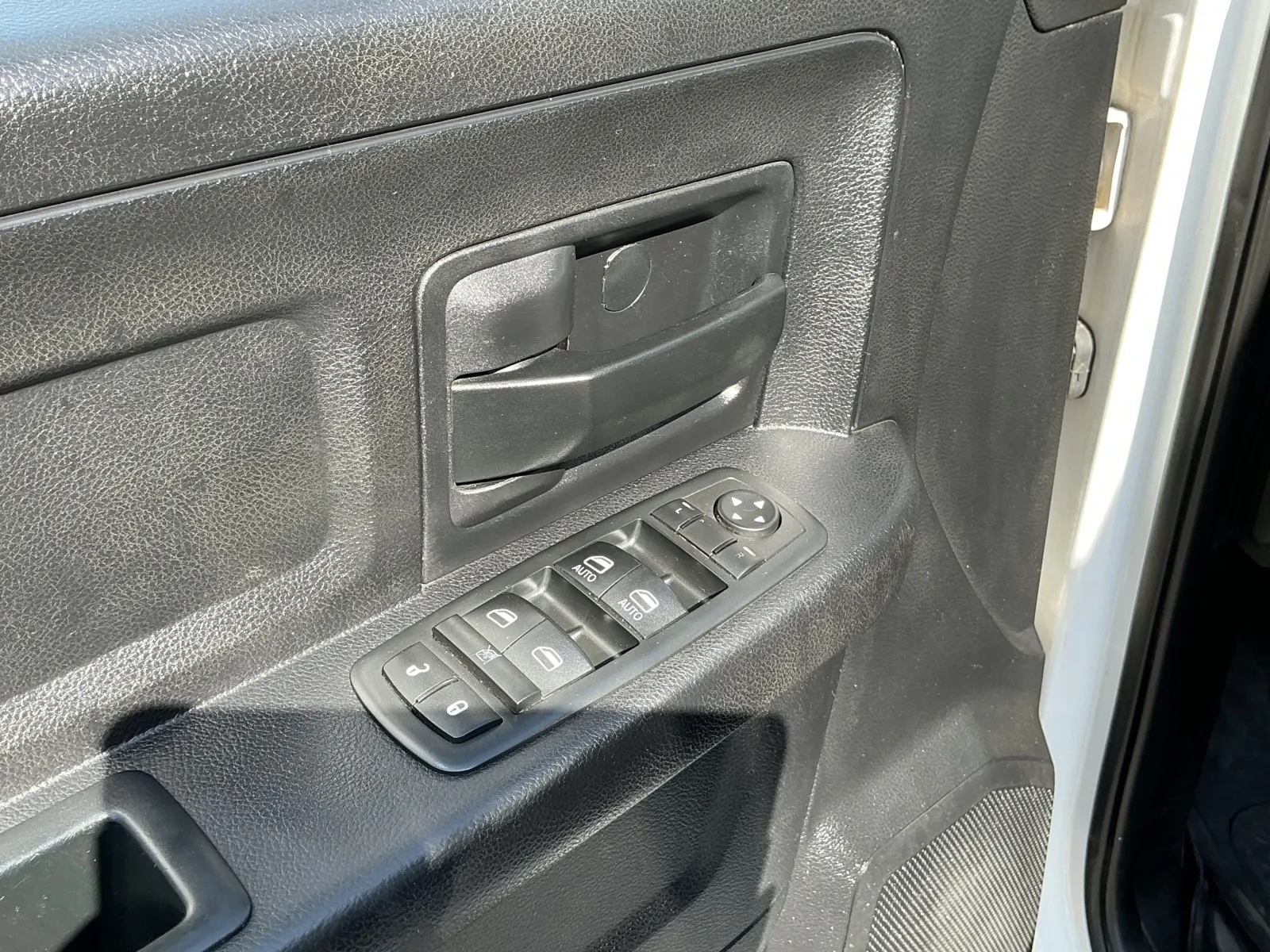 2016 RAM Ram 2500 Pickup Tradesman - Photo 23