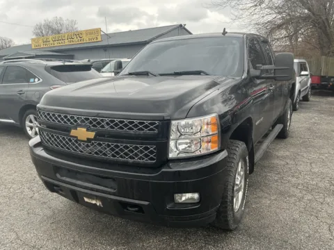 Photos of 2012 CHEVROLET SILVERADO 2500 HEAVY DUTY LT for sale in Camby, IN at Mr. Care Auto