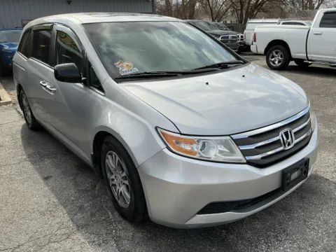 Photos of 2013 HONDA ODYSSEY EXL for sale in Camby, IN at Mr. Care Auto