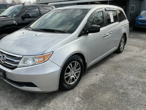 More photos of 2013 HONDA ODYSSEY EXL at Mr. Care Auto, IN