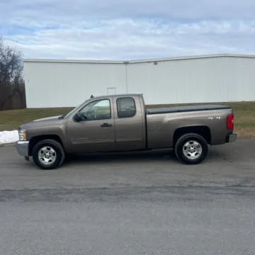 Photos of 2013 CHEVROLET SILVERADO 1500 LT for sale in Camby, IN at Mr. Care Auto