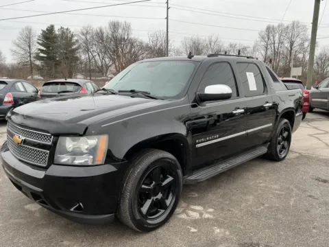 More photos of 2010 CHEVROLET AVALANCHE LTZ at Mr. Care Auto, IN