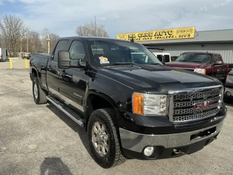 Black 2012 GMC SIERRA 2500 SLT for sale in Camby, IN