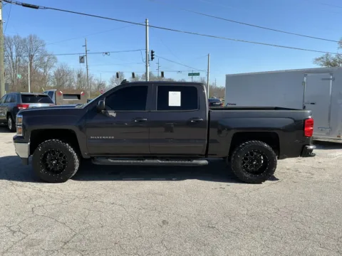 More photos of 2015 CHEVROLET SILVERADO 1500 LT Z71 at Mr. Care Auto, IN