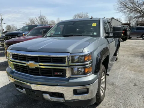 Gray 2015 CHEVROLET SILVERADO 1500 LT for sale in Camby, IN