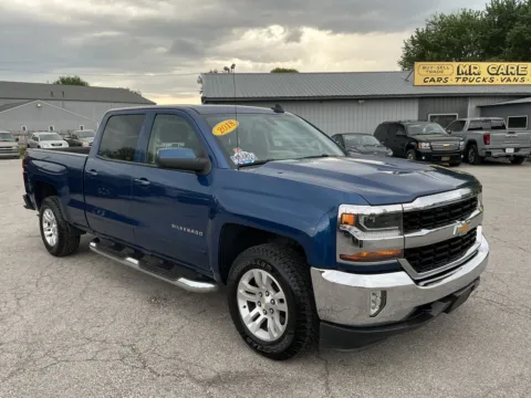 Blue 2018 CHEVROLET SILVERADO 1500 LT for sale in Camby, IN