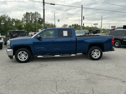 More photos of 2018 CHEVROLET SILVERADO 1500 LT at Mr. Care Auto, IN
