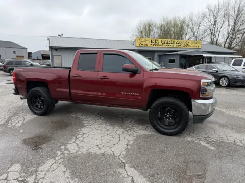 More photos of 2017 CHEVROLET SILVERADO 1500 LT at Mr. Care Auto, IN