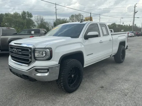 More photos of 2017 GMC SIERRA 1500 SLE at Mr. Care Auto, IN