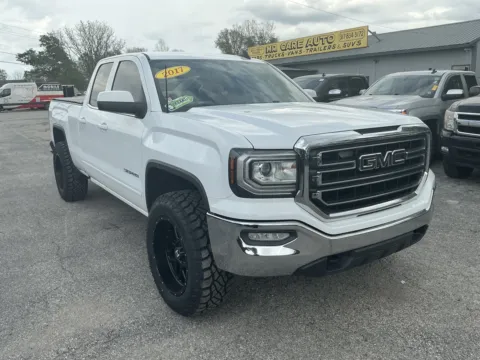 White 2017 GMC SIERRA 1500 SLE for sale in Camby, IN