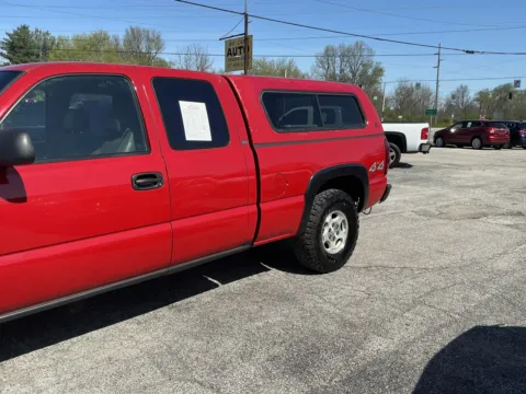 More photos of 2003 CHEVROLET SILVERADO 1500 at Mr. Care Auto, IN