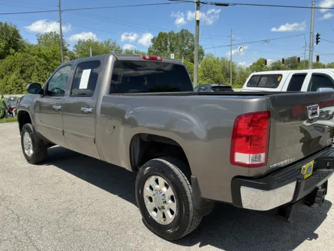 More photos of 2013 GMC SIERRA 2500 SLT at Mr. Care Auto, IN