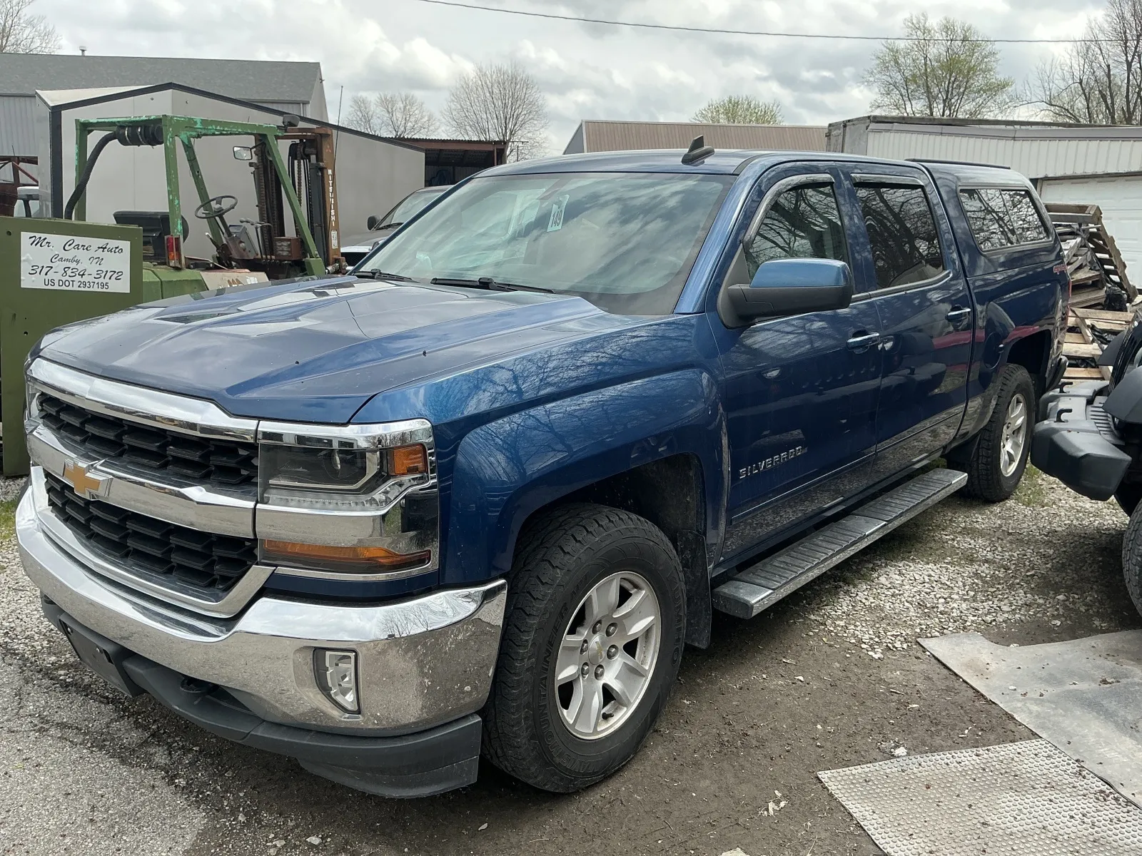 Blue 2017 CHEVROLET SILVERADO 1500 LT for sale in Camby, IN