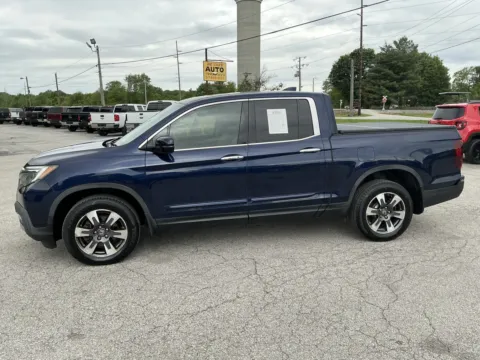 More photos of 2017 HONDA RIDGELINE RTL at Mr. Care Auto, IN