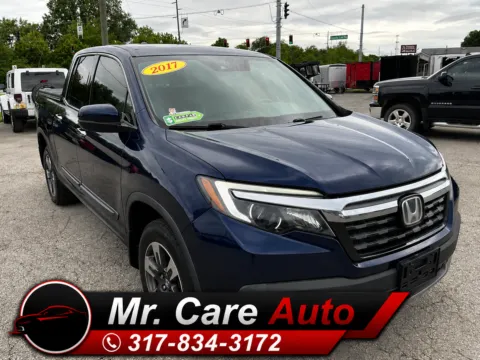 Blue 2017 HONDA RIDGELINE RTL for sale in Camby, IN