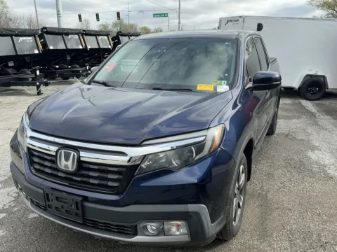Blue 2017 HONDA RIDGELINE RTL for sale in Camby, IN