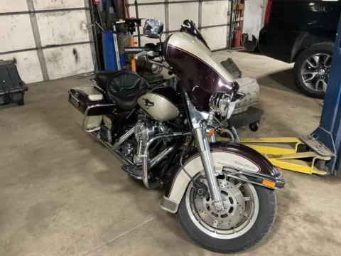 Brown 1998 HARLEY- DAVIDSON FLHTCUI ANNIVER MC for sale in Camby, IN