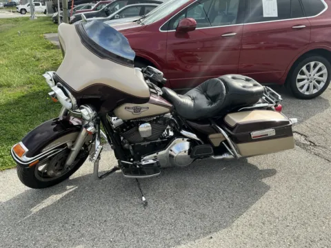 Photos of 1998 HARLEY- DAVIDSON FLHTCUI ANNIVER MC for sale in Camby, IN at Mr. Care Auto