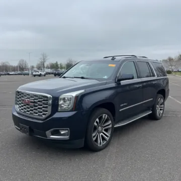 Blue 2019 GMC YUKON DENALI for sale in Camby, IN