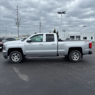 Another view of 2018 CHEVROLET SILVERADO 1500 LT for sale in Camby, IN at Mr. Care Auto