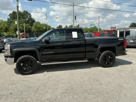 More photos of 2015 CHEVROLET SILVERADO 1500 LT at Mr. Care Auto, IN