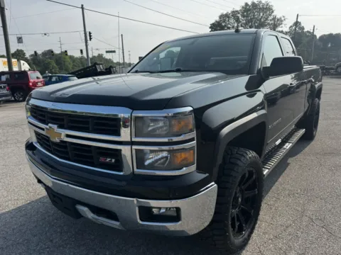 More photos of 2015 CHEVROLET SILVERADO 1500 LT at Mr. Care Auto, IN