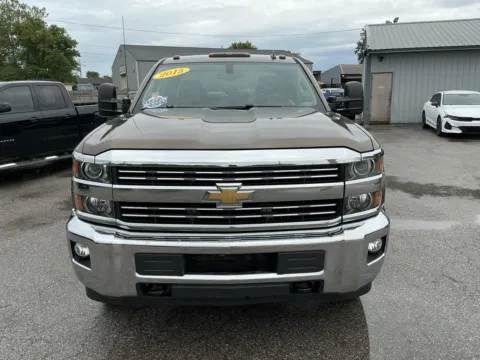 Photos of 2015 CHEVROLET SILVERADO 2500 HEAVY DUTY LT for sale in Camby, IN at Mr. Care Auto