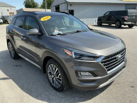 Gray 2020 HYUNDAI TUCSON LIMITED for sale in Camby, IN