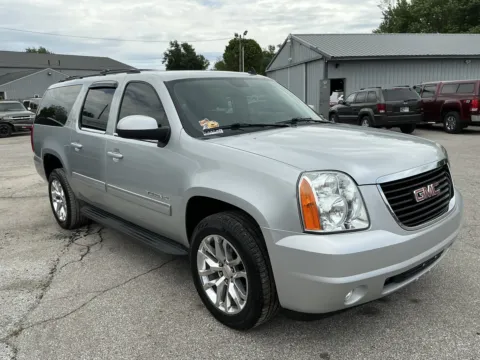 Silver 2013 GMC YUKON XL 1500 SLT for sale in Camby, IN