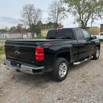 More photos of 2018 CHEVROLET SILVERADO 1500 LT at Mr. Care Auto, IN