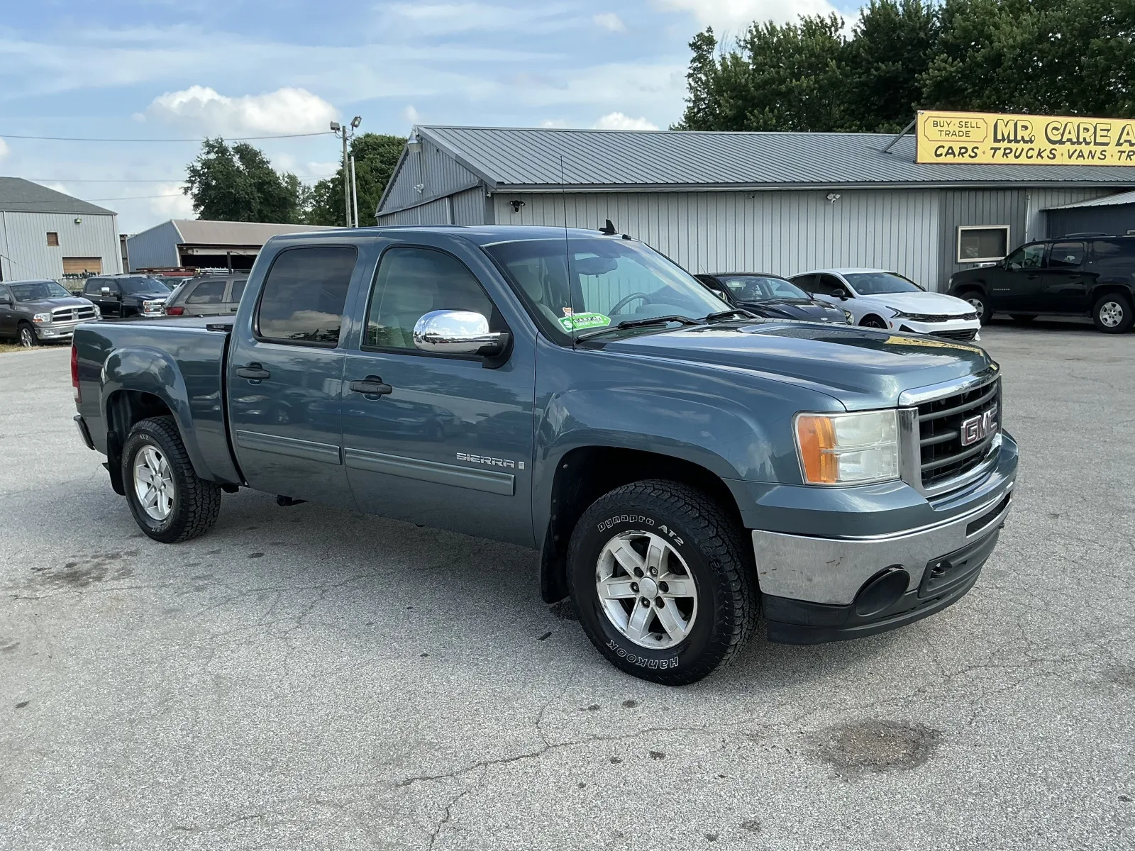 Blue 2009 GMC SIERRA 1500 SLE for sale in Camby, IN