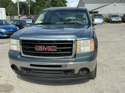 More photos of 2009 GMC SIERRA 1500 SLE at Mr. Care Auto, IN