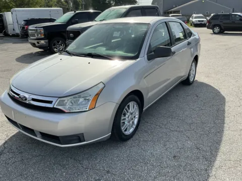 More photos of 2009 FORD FOCUS SE at Mr. Care Auto, IN